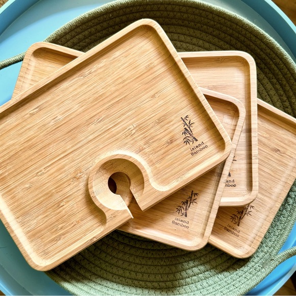 NWOT Bamboo Hors d'oeuvres Plate with Wine Glass Holder: Set 4 - Picture 1 of 13